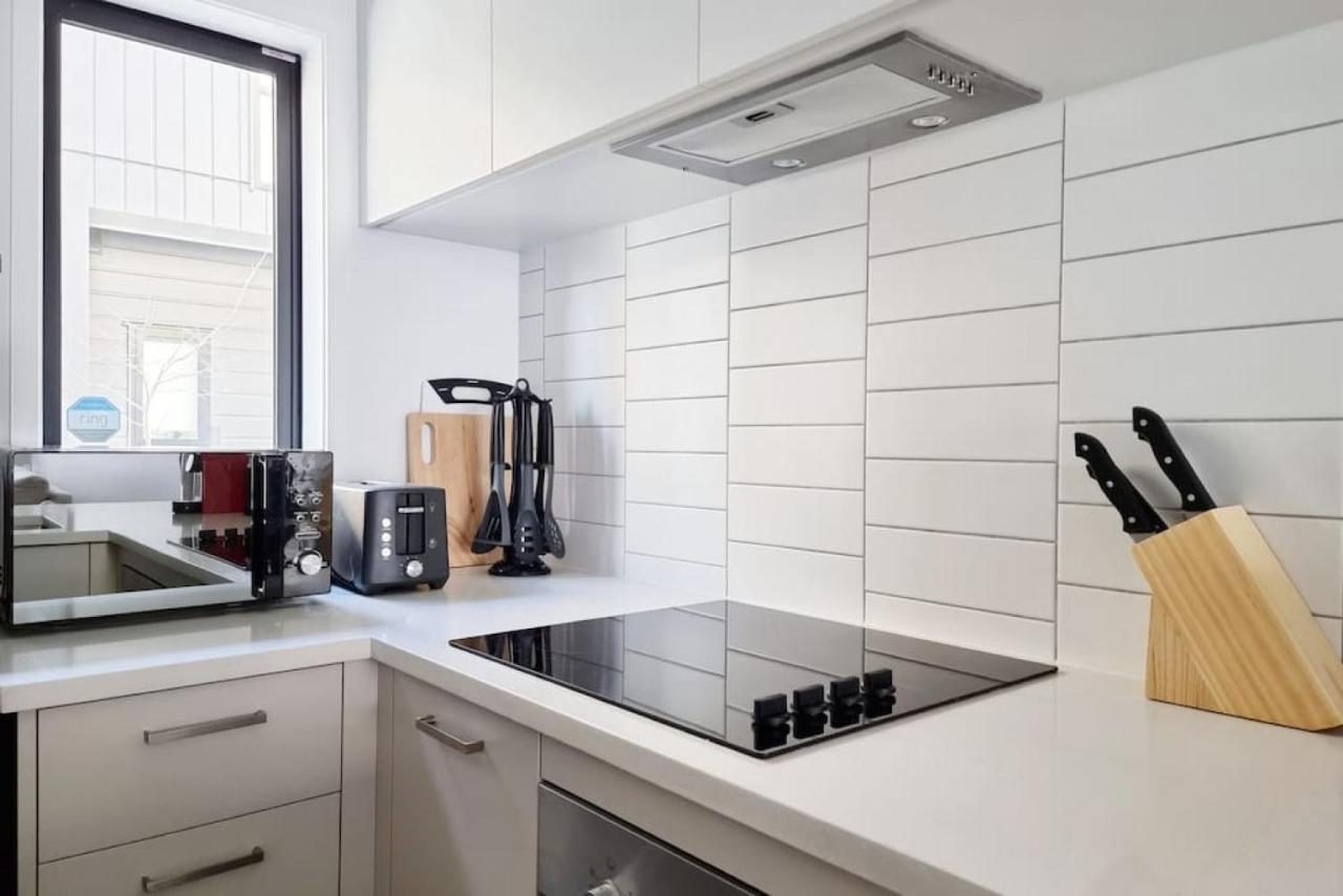 Huntington Townhouse With Patio And Parking Villa Auckland Exteriör bild