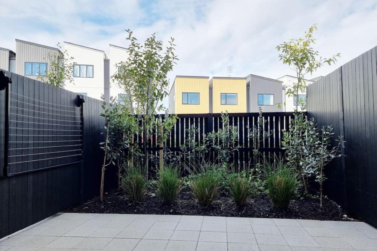 Huntington Townhouse With Patio And Parking Villa Auckland Exteriör bild